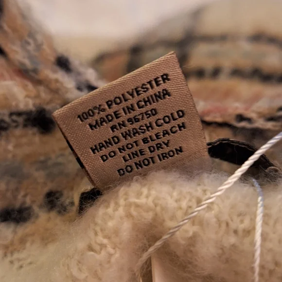 Max Studio Plaid Poncho OS - Picture 5 of 5